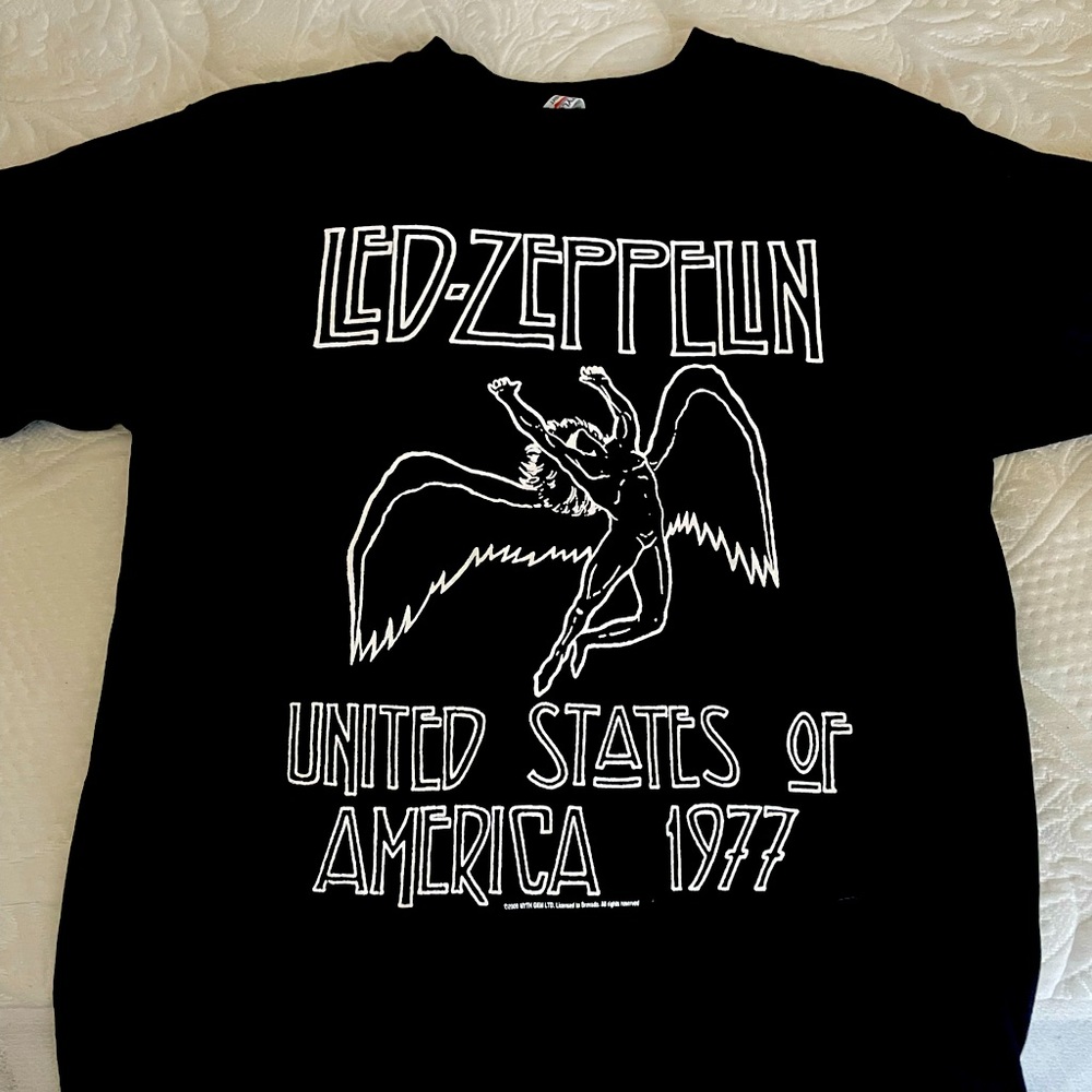 Led Zeppelin T-shirt
